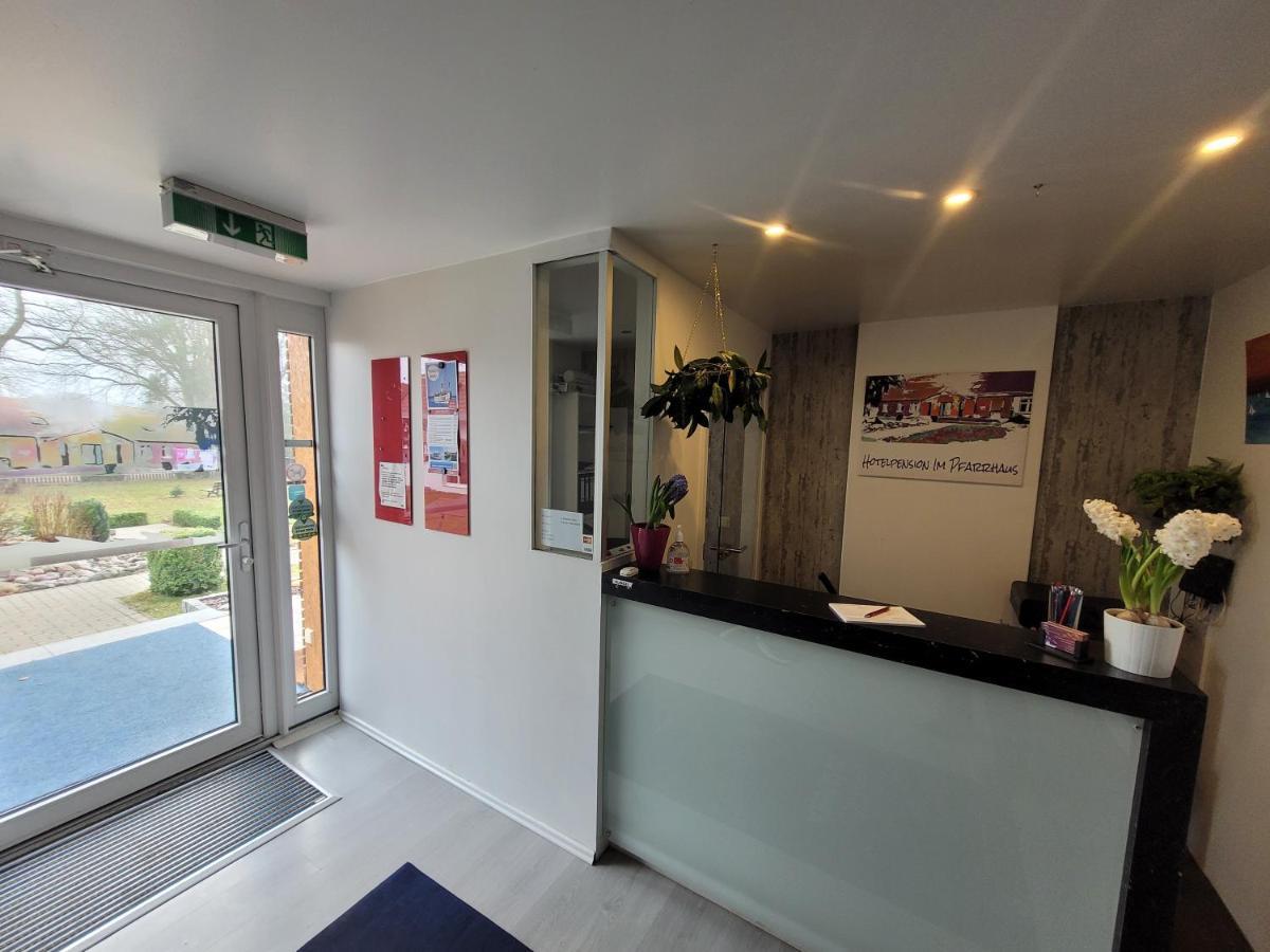 Hotelpension Pfarrhaus Alt Schwerin Luaran gambar