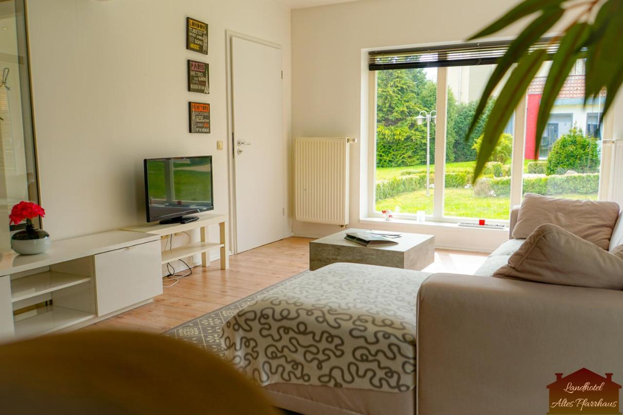 Hotelpension Pfarrhaus Alt Schwerin Luaran gambar