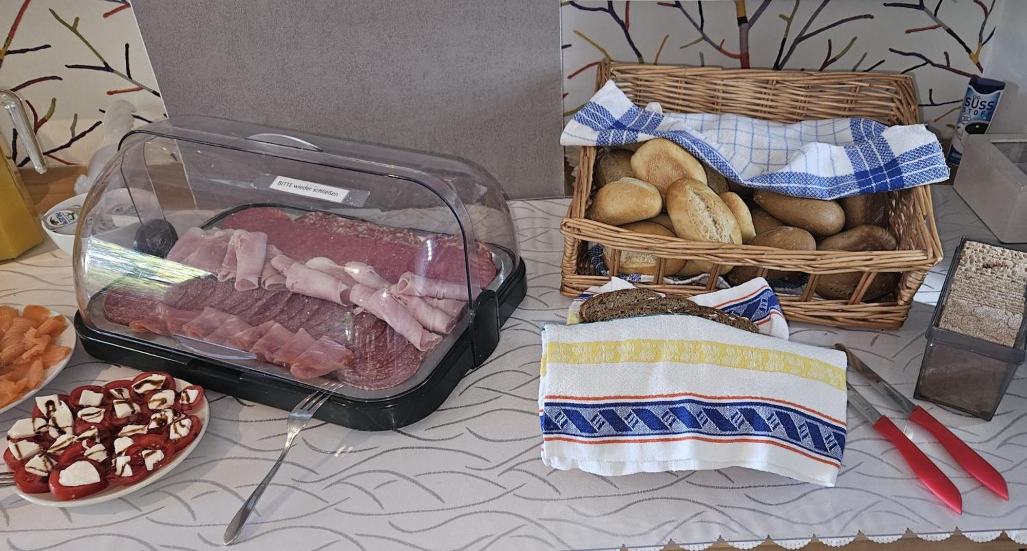 Hotelpension Pfarrhaus Alt Schwerin Luaran gambar