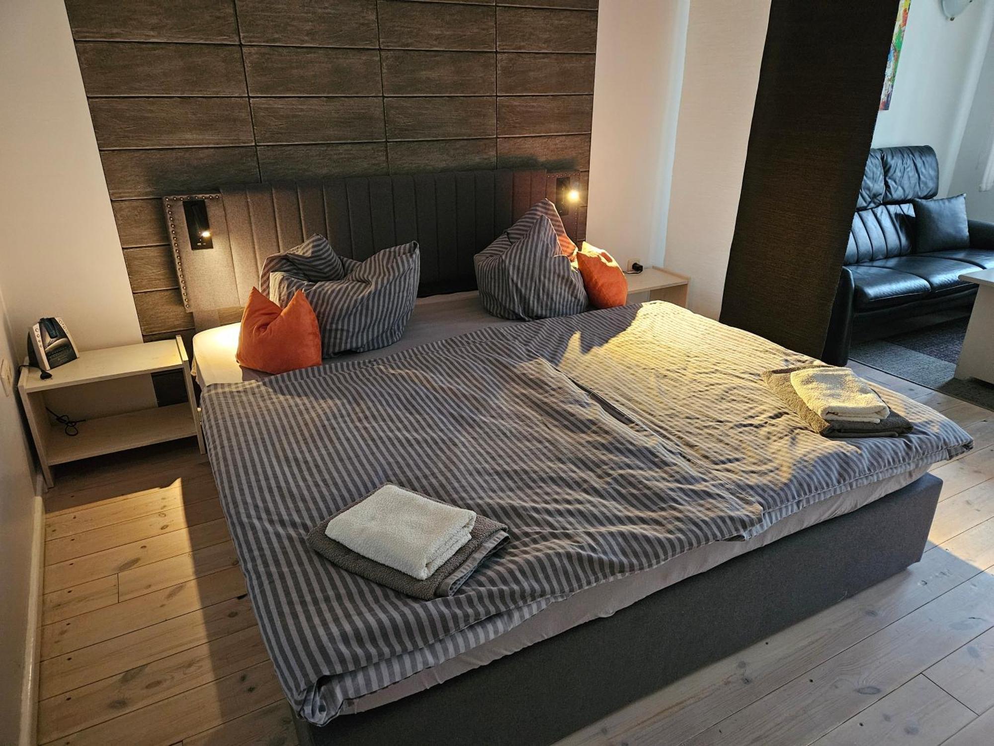 Hotelpension Pfarrhaus Alt Schwerin Luaran gambar