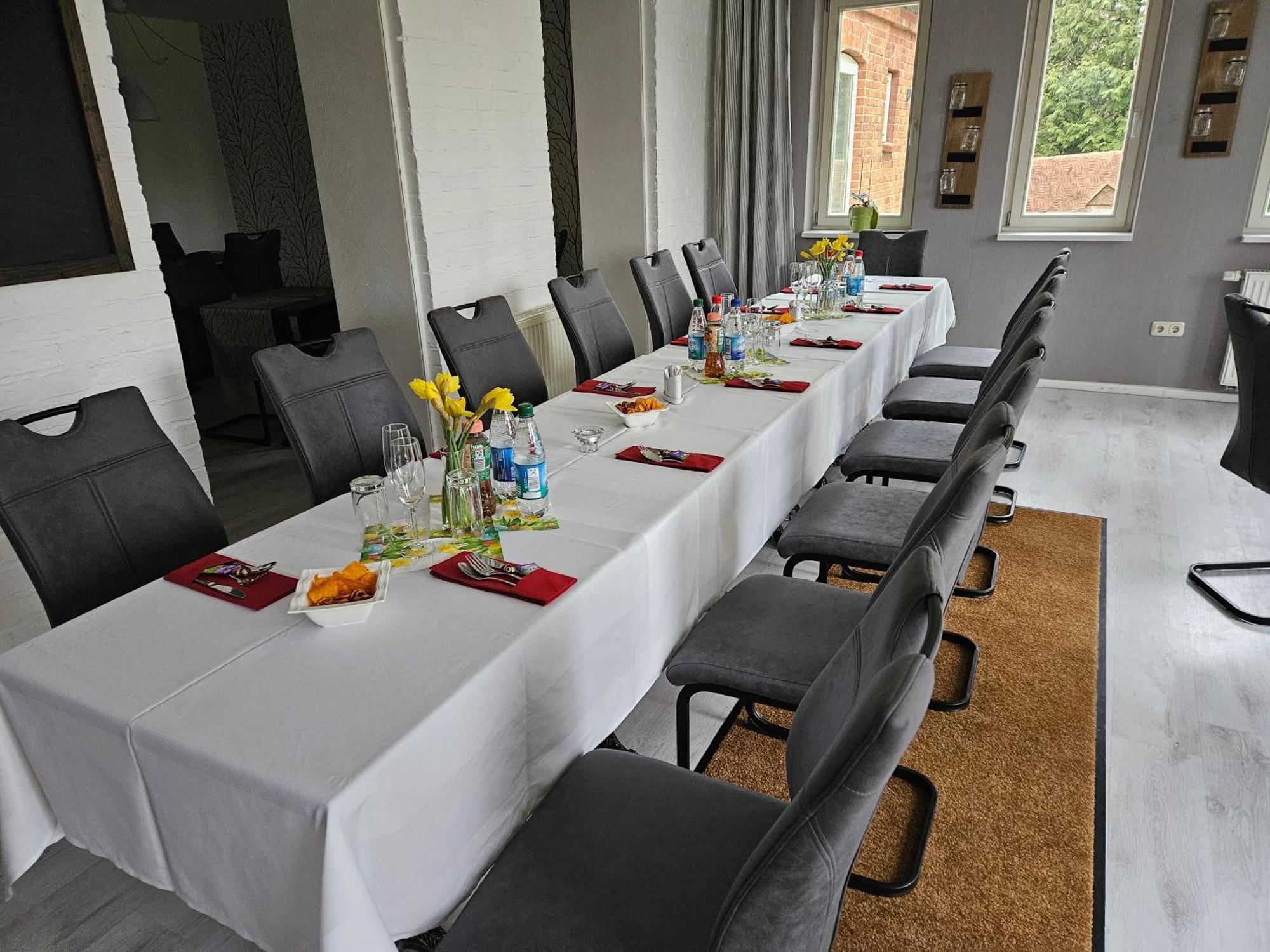 Hotelpension Pfarrhaus Alt Schwerin Luaran gambar